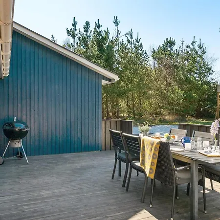 Anegrete - 900m From The Sea By Interhome